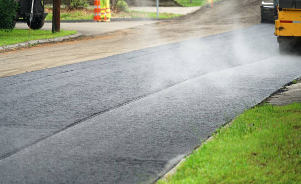 Best Local Driveway Pavers  in Earlimart, CA